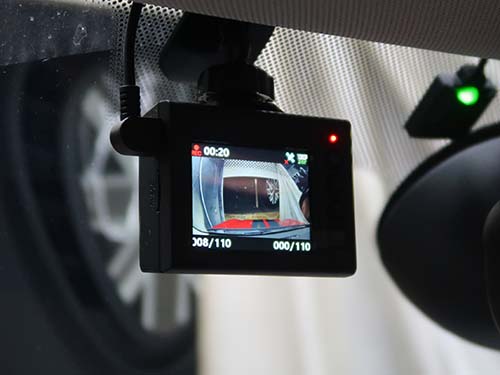 ユピテル製ドライブレコーダー（SN-ST5700d）