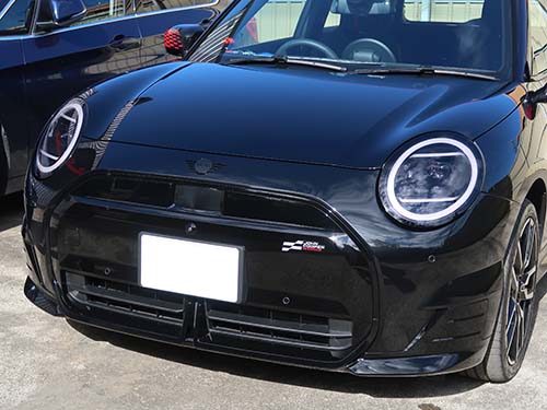 飛び石・紫外線・洗車キズなどからレンズ表面を保護する