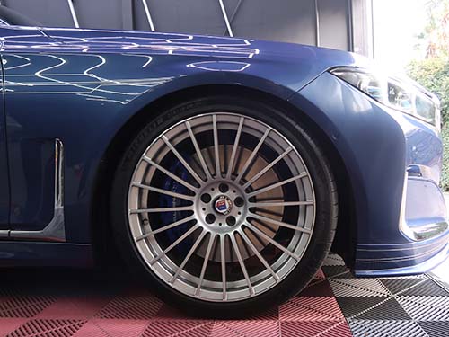 エアサスローダウンはロワリングキット不要で診断機調整