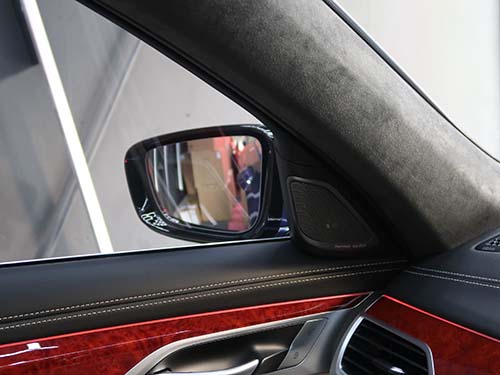 後退時の助手席ドアミラー下降角度変更（浅め設定）