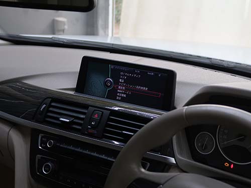 BMW・MINI各車種のモニター交換修理は、これまでにも多数施工