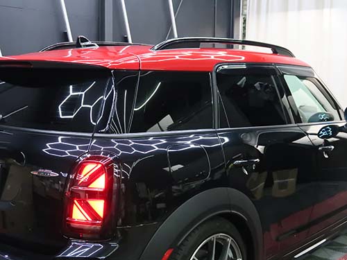 MINI クロスオーバー F60 モールラッピング施工｜クロームをブラックアウト
