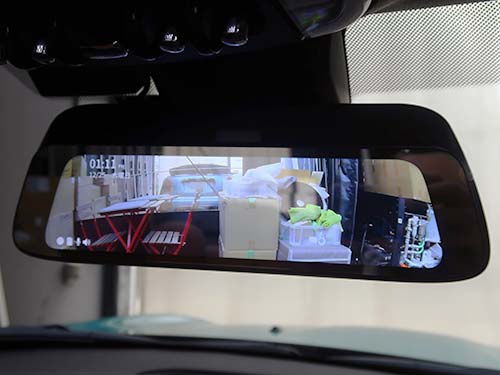 一般的なドライブレコーダーでは記録できない情報まで保存