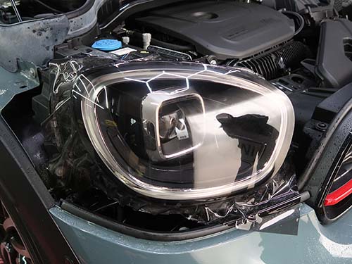 ダイヤモンドスウェル製プロテクションフィルム（ブラックグレイ）を施工