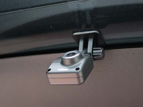 セルスター製デジタルミラー型ドライブレコーダー(CS-2000SM)