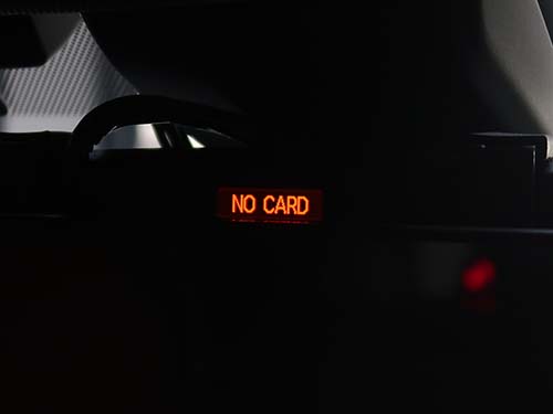 セルスター製デジタルミラー型ドライブレコーダー(CS-2000SM)