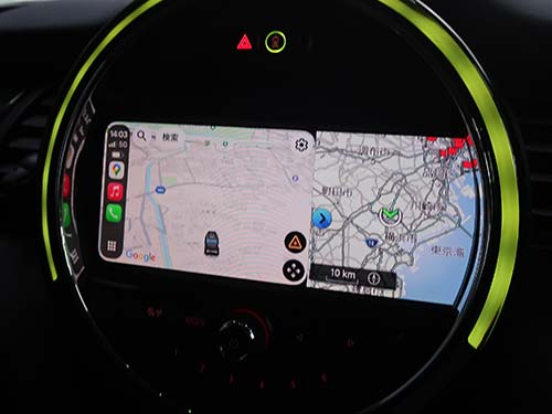 地図アプリや音楽アプリを 純正ナビ同様に画面タッチ操作