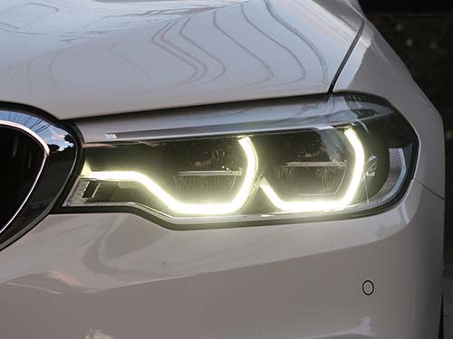 助手席側デイライトは明るさ・白さともにしっかり復活