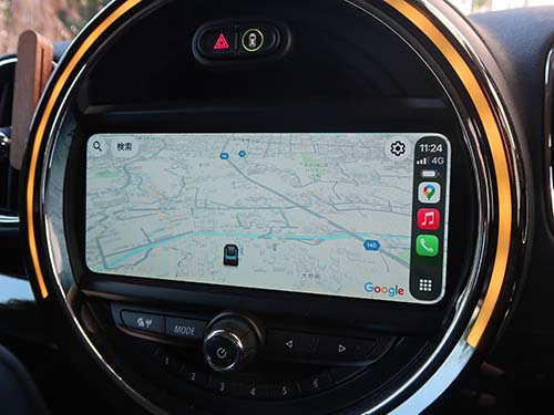 Apple CarPlay フルスクリーン化