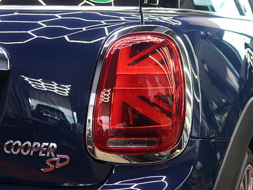 LCIモデル用ユニオンジャックデザインのテールライト