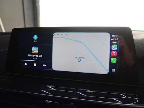 施工完了後のCarPlayフルスクリーン表示