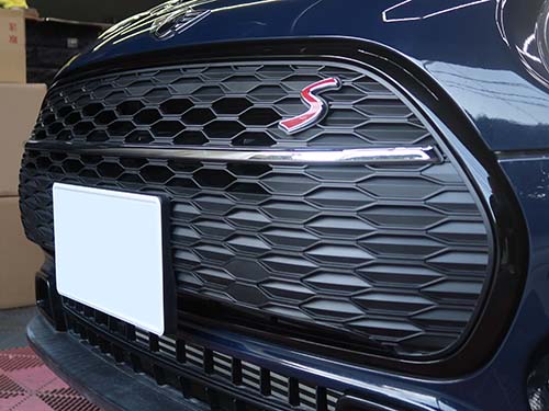 無加工でLCI用エアガイドを装着可能