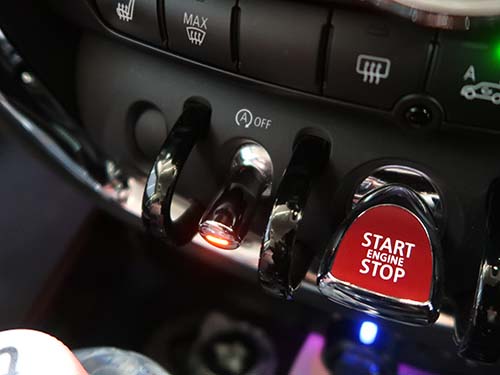 MINI F54 クーパーSD コーディング｜エンジン始動時にアイドリングストップのオフ設定