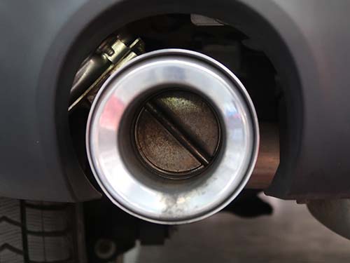 付属リモコン操作によって任意でバルブの開閉が可能