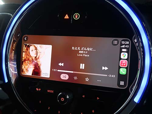 地図アプリや音楽アプリなどを画面タッチ操作で快適に使用