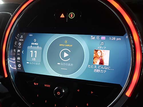 認証コード方式による純正Apple CarPlay有効化