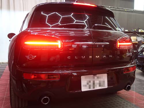 点灯パターンを入念にチェックし、LCIモデル準拠の完全な状態へ仕上げ