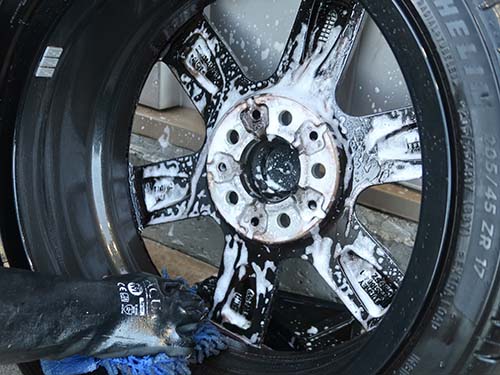 アルミホイールの洗浄