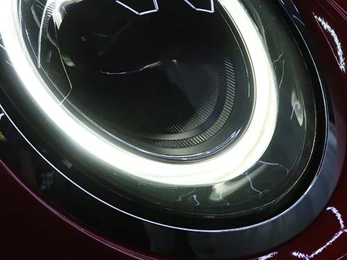 飛び石・紫外線・経年劣化からヘッドライトを保護