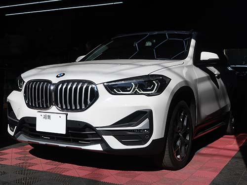 BMW X1(F48) LCI 18d