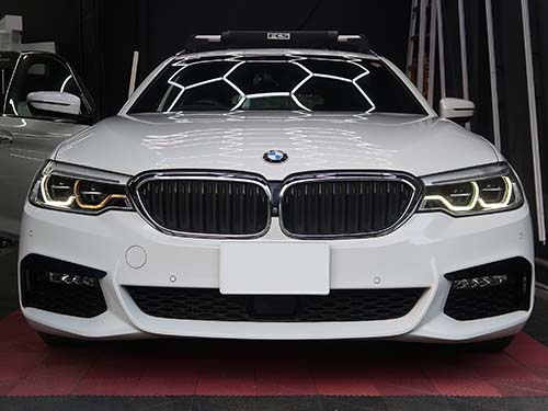 運転席側ヘッドライト内側のデイライトが暗くなる発光不良