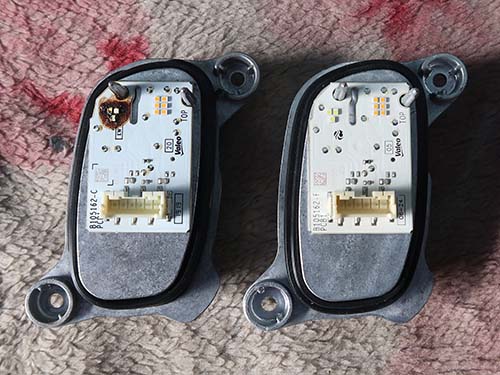 デイライト用LEDモジュールは純正新品へ交換