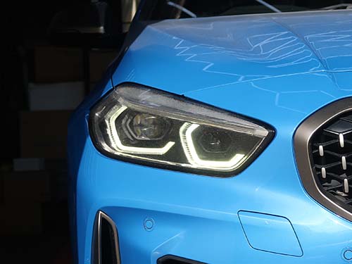 アクリルのダメージが重度で切削量が多くなったため、内側デイライトと比較すると輝度は若干低下