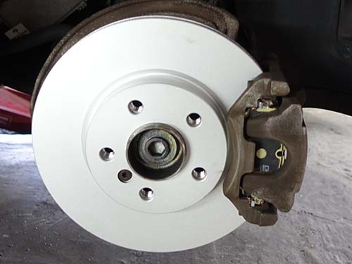 MINI F55 クーパーS ブレーキディスクローターと低ダストブレーキパッドを同時交換