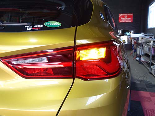 今後のウインカーバルブホルダー脱着時に注意が必要