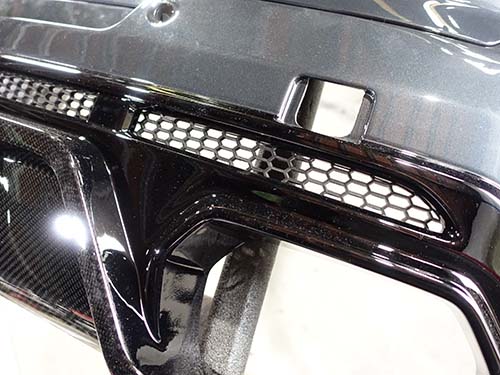 金属ネットはハニカムパーツへ交換