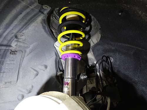 BMW 3シリーズ F30 KW車高調で足回りリフレッシュ作業