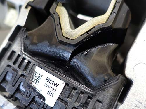 エンジンマウント&ペンドラムサポート交換