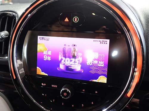 ミニ クロスオーバー F60 CarPlay 動画視聴