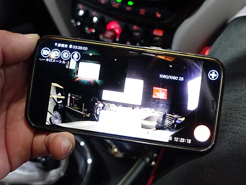 専用アプリで映像確認・設定変更が可能