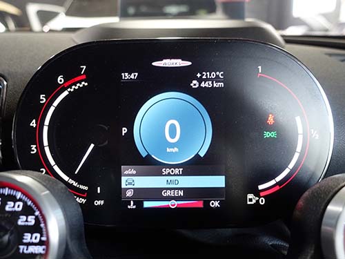 MINI クラブマン F54 JCW ID6デザインへヘッドユニット＆メーターパネルを仕様変更