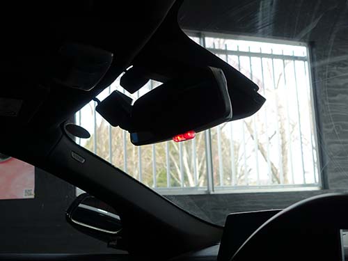 BMW X2 F39 セキュリティライトプラス装着