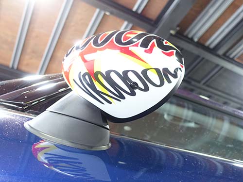 2014年式 ミニ F56 MINIロゴプロジェクション装着