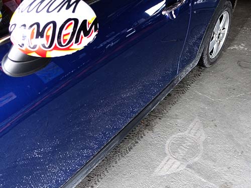 独自製作した治具を使用し、取付品質の安定化