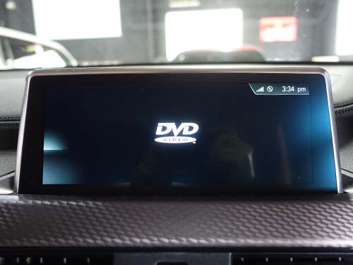 純正仕様でCD/DVD機能が復活