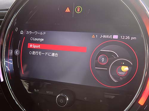 Sportはブラック&レッド