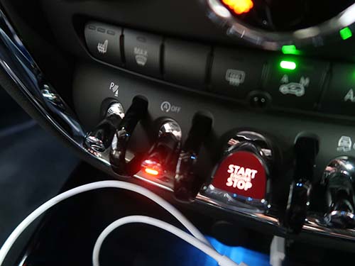 エンジン始動時にアイドリングストップOFF設定