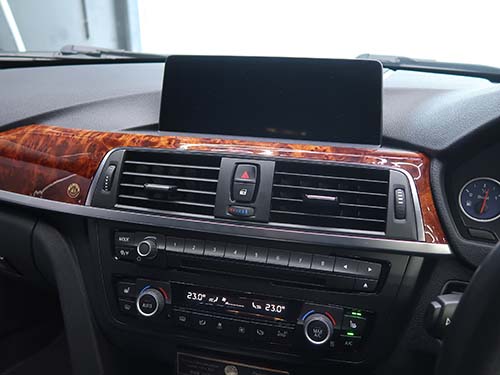 モニターがブラックアウトし、ゴング音が鳴らない状態となっていたヘッドユニット