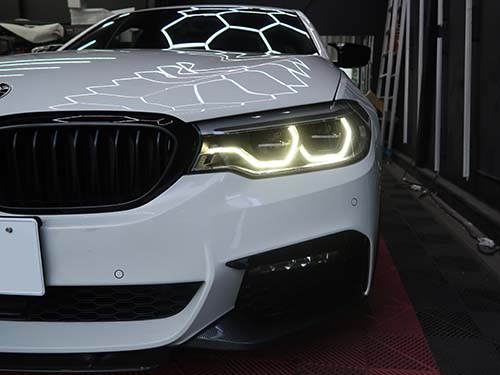 内側デイライトはもちろん、暗く感じていた外側デイライトもしっかりとした発光輝度を取り戻しました