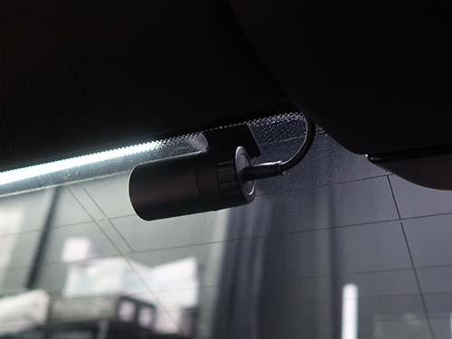 BMW 5シリーズセダン G30 ユピテル製前後ドラレコSN-TW91diを装着