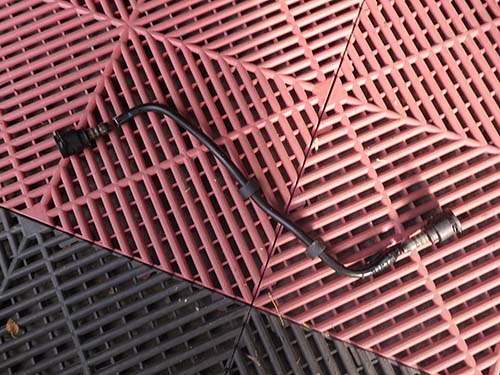 旧パーツ:細く華奢な構造