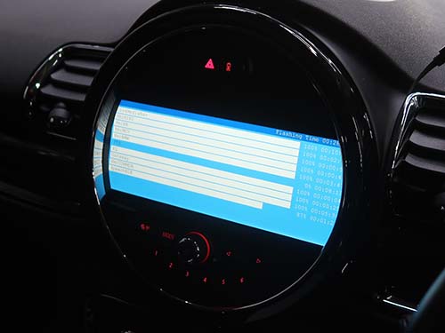 ヘッドユニットのプログラミング実施