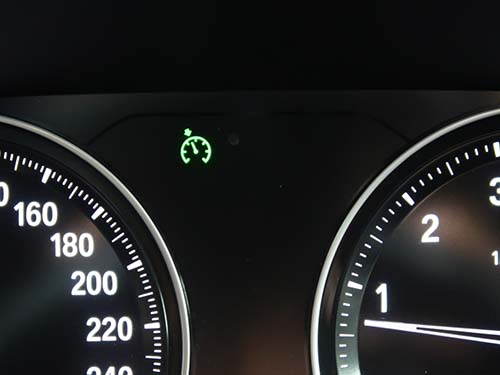 BMW X2 F39 クルーズコントロール機能を後付装着