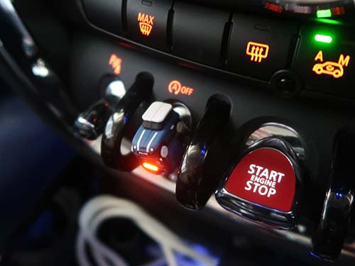 エンジン始動時にアイドリングストップのオフ設定