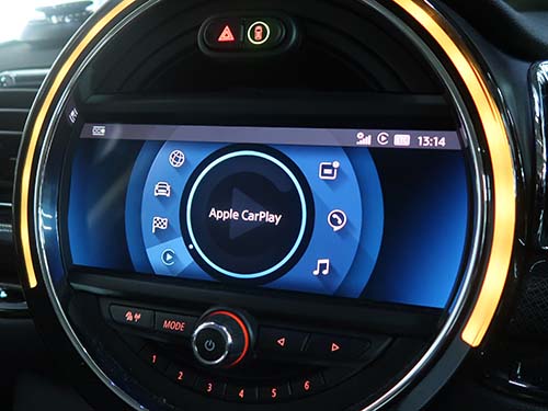 認証コード方式で純正Apple CarPlayを有効化