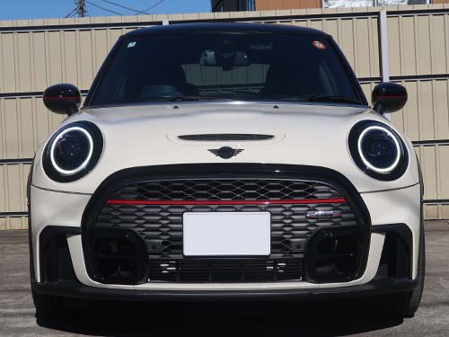 より精悍なフロントフェイスへ